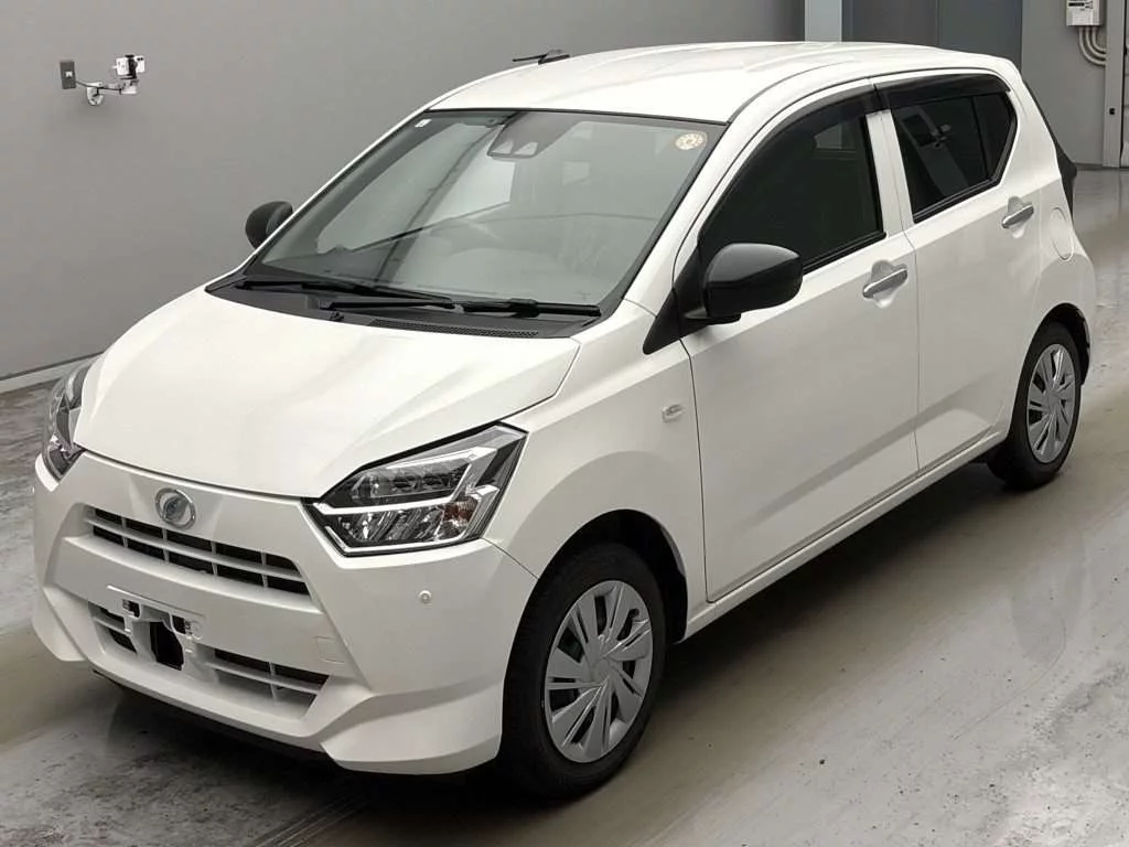 Daihatsu Mira e:S LA350S 2021